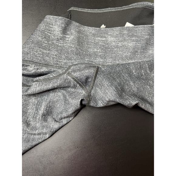 Adidas Capri Size Large Gray Climalite Wide Band Workout Athletic Leggings - Picture 9 of 9